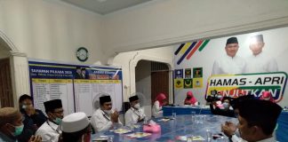 Ditemani Tim Pemenangan, Hamas-Apri Panjatkan Doa Sebelum ke Lokasi Debat