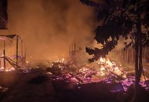Kebakaran Hebat di Dusun Buat, 9 Rumah Ludes Dilalap Api